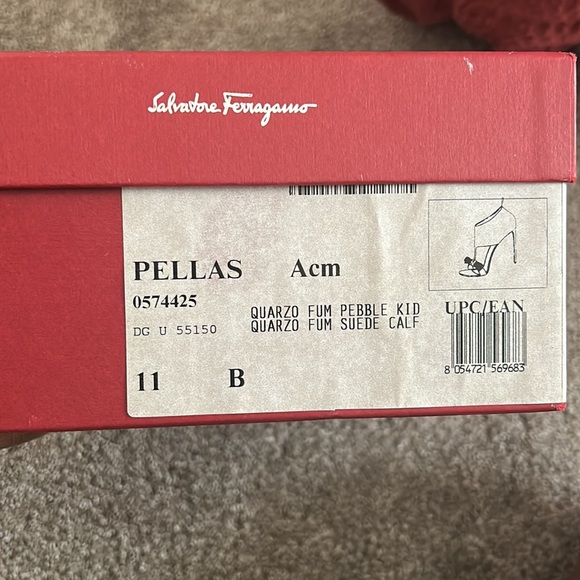 Ferragamo Nude Pink Sandals - Picture 9 of 10